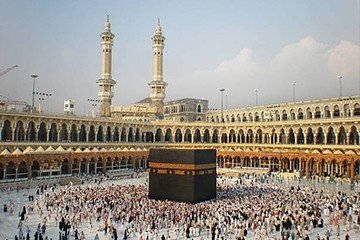 Deluxe Umrah Package